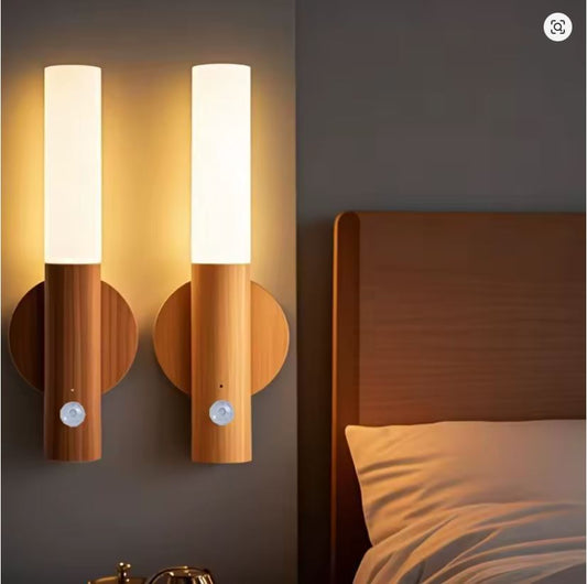 Lampe Murale LED avec Détecteur de Mouvement – Design Bois Moderne